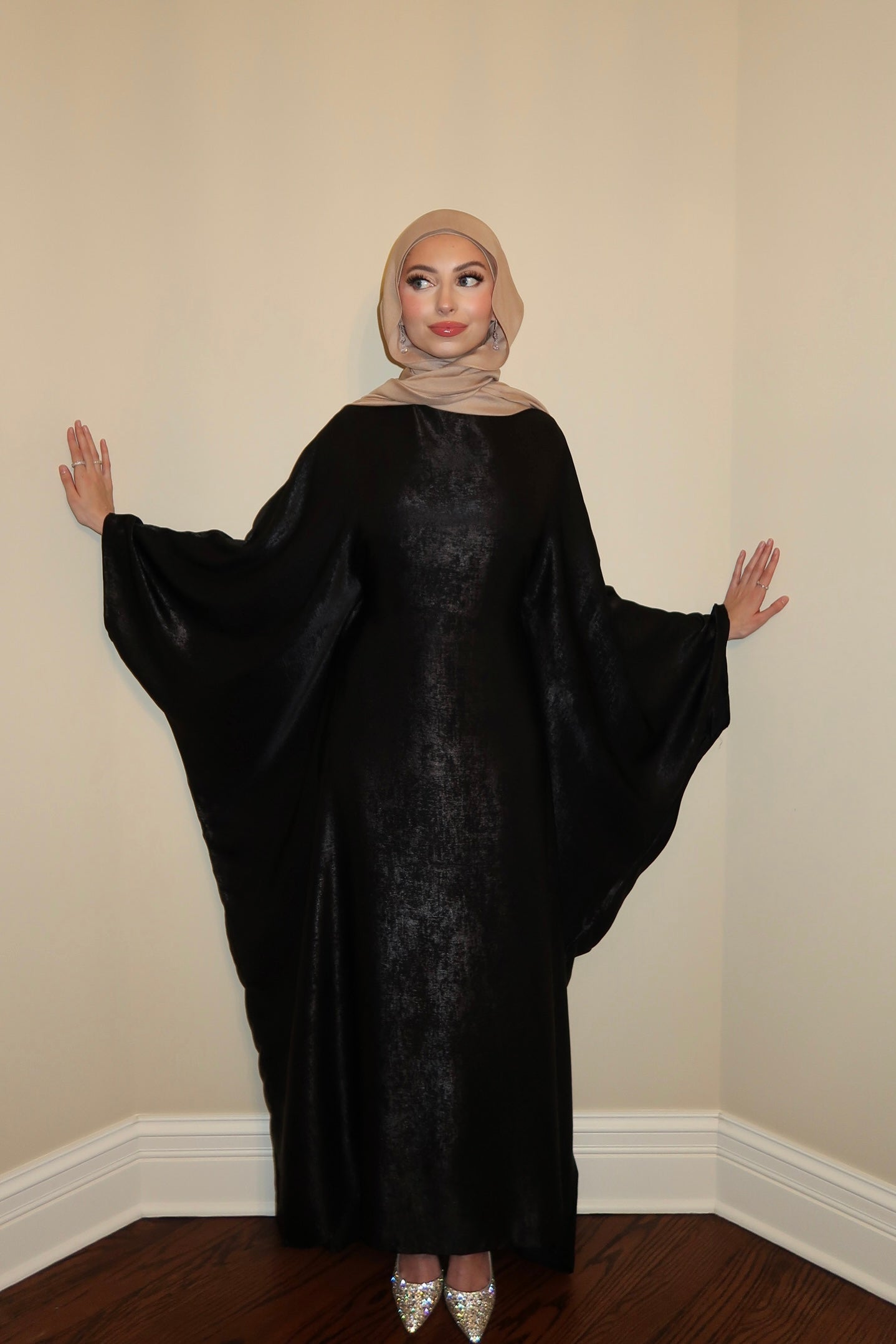 NOIR BUTTERFLY ABAYA