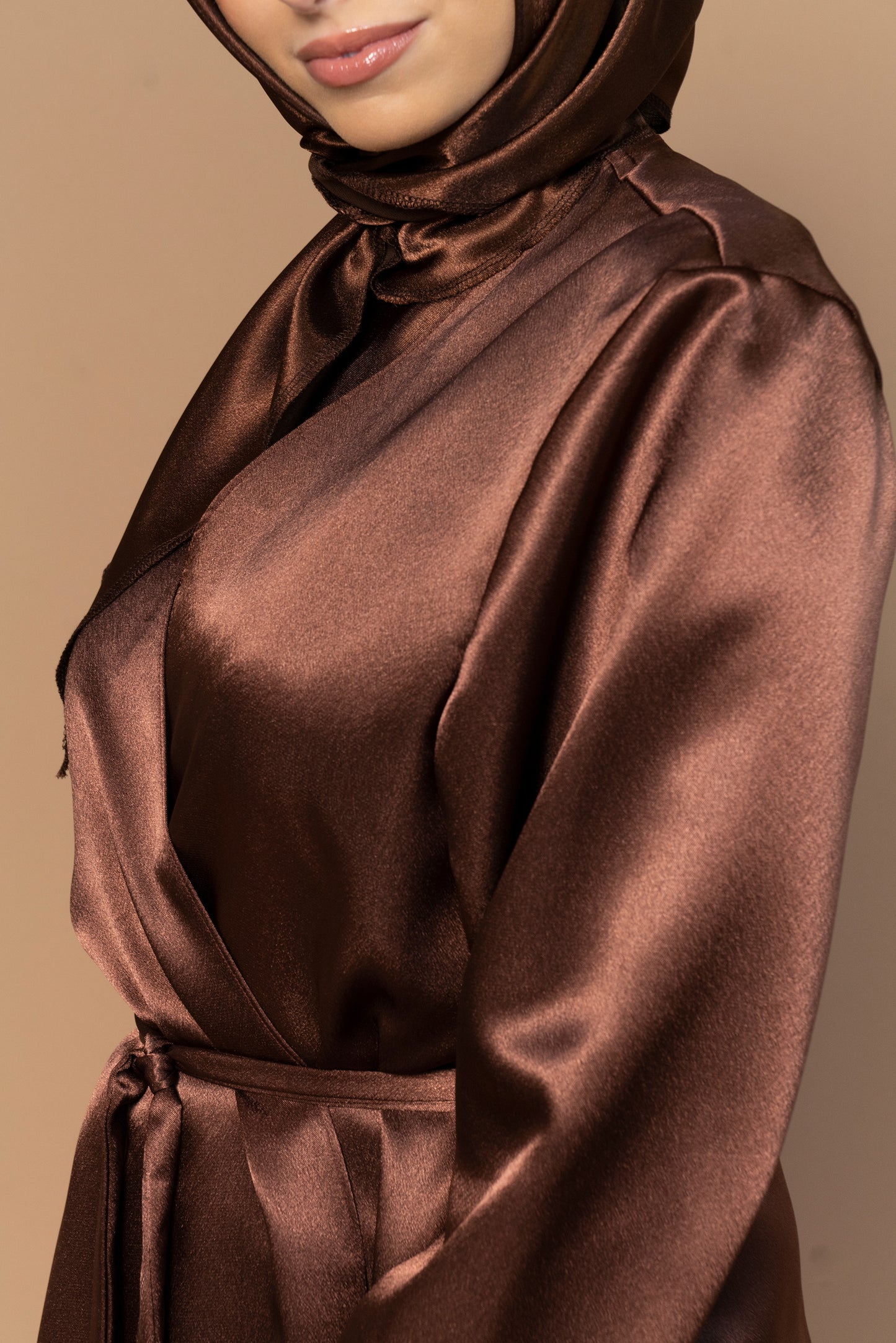 BROWN BASIC ROBE