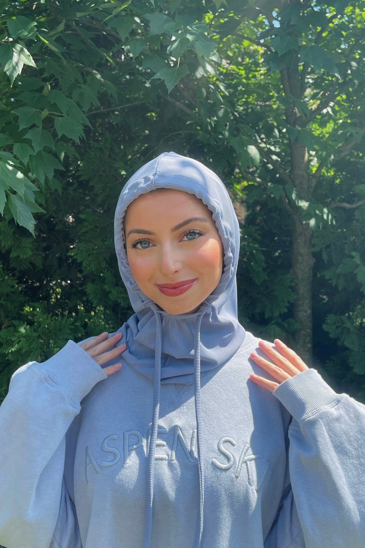 THE SPORT HOOD